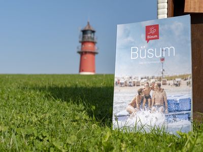 Das Urlaubsmagazin Büsum präsentiert sich in einem frischen Design.